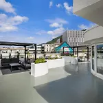 L Urban - Spacious With Private Terrace