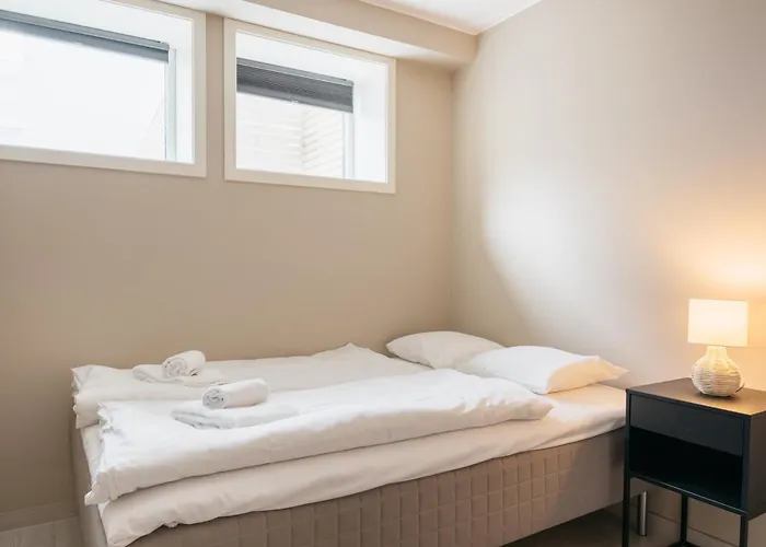 L Urban - Spacious With Private Terrace