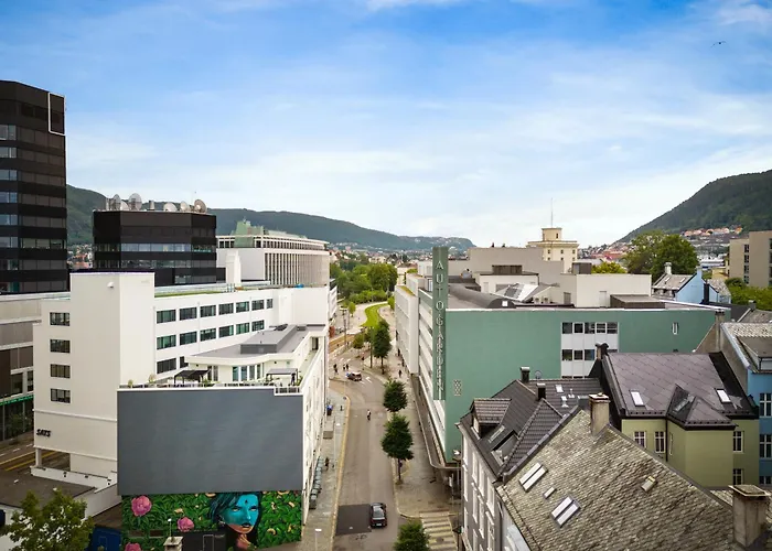 L Urban - Spacious With Private Terrace *