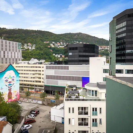 L Urban - Spacious With Private Terrace * 卑爾根